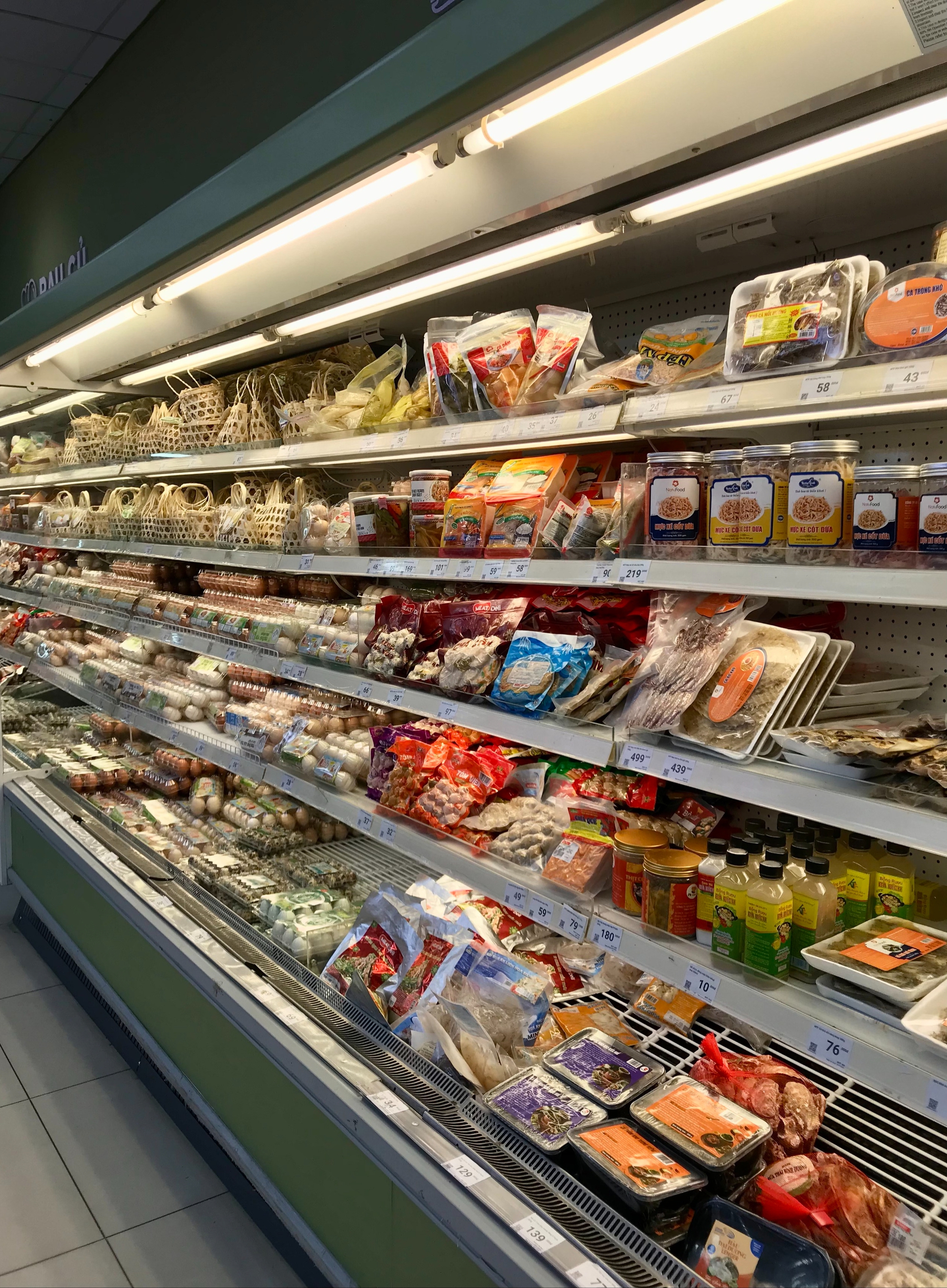 Toàn cảnh các thương hiệu thịt, cá… đang bán tại WinMart - Ảnh 2