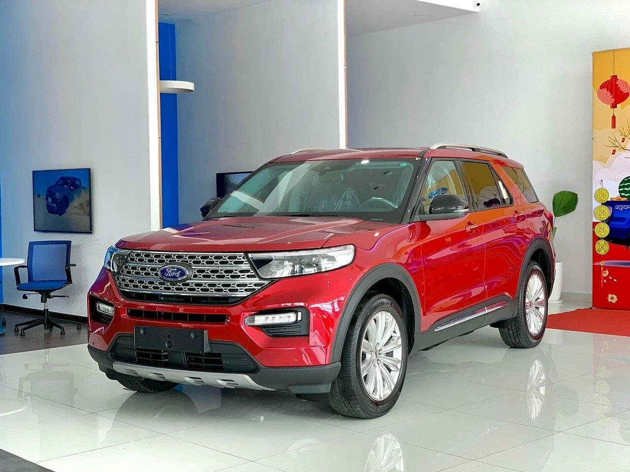 Ford Explorer tạm dừng bán tại Việt Nam - Cơ hội đón bản nâng cấp mới về hưởng ưu đãi thuế cạnh tranh Teramont, Palisade - Ảnh 2