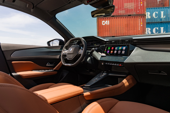 Peugeot 408 Legend Edition ra mắt tại Việt Nam: Giới hạn 215 chiếc, giá từ 1,04 tỷ đồng - Ảnh 6