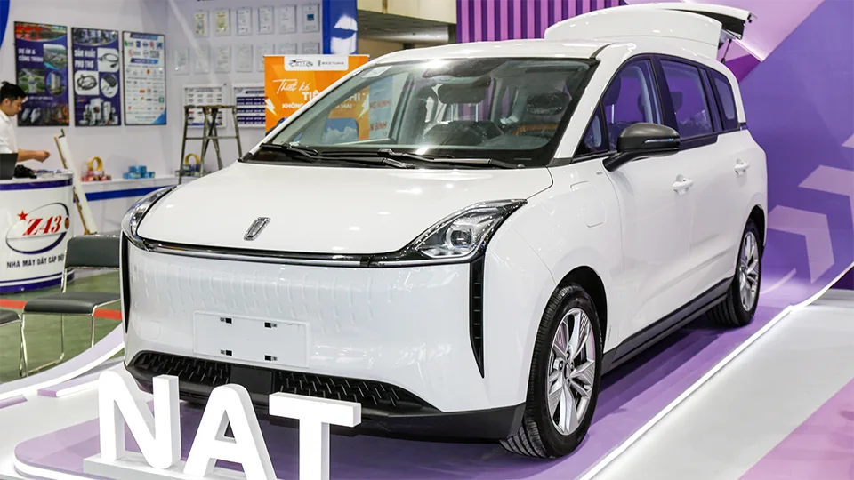 Tân binh xe điện mini chính thức mở bán tại Việt Nam: sạc một lần chạy 170 km, giá 199 triệu đồng cạnh tranh Wuling Mini EV - Ảnh 2