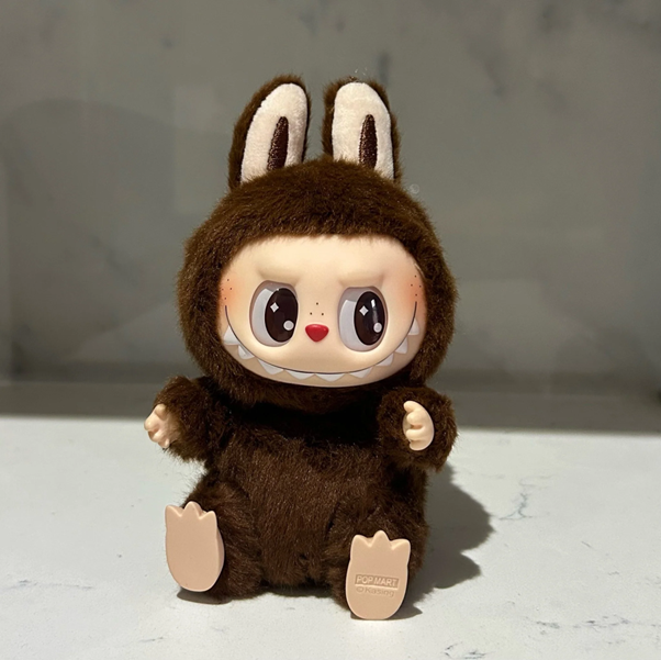 Pop Mart kiện 7-Eleven vì 'đạo nhái' con cưng Labubu - Ảnh 2