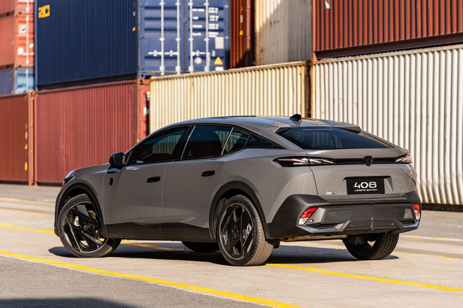 Peugeot 408 Legend Edition ra mắt tại Việt Nam: Giới hạn 215 chiếc, giá từ 1,04 tỷ đồng - Ảnh 4