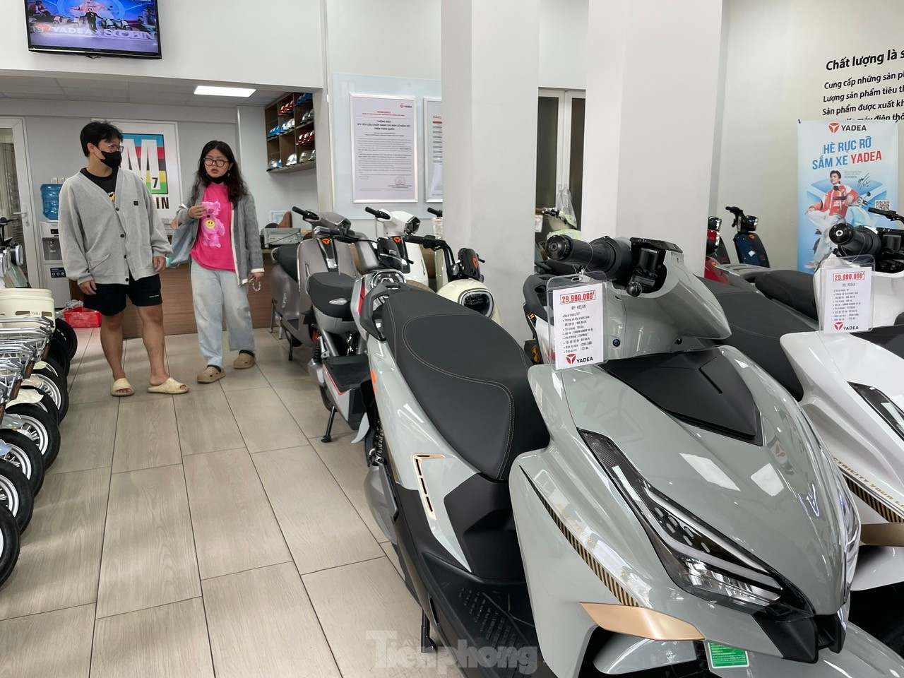 Thị trường xe điện TPHCM 'nóng' từng ngày - Ảnh 6