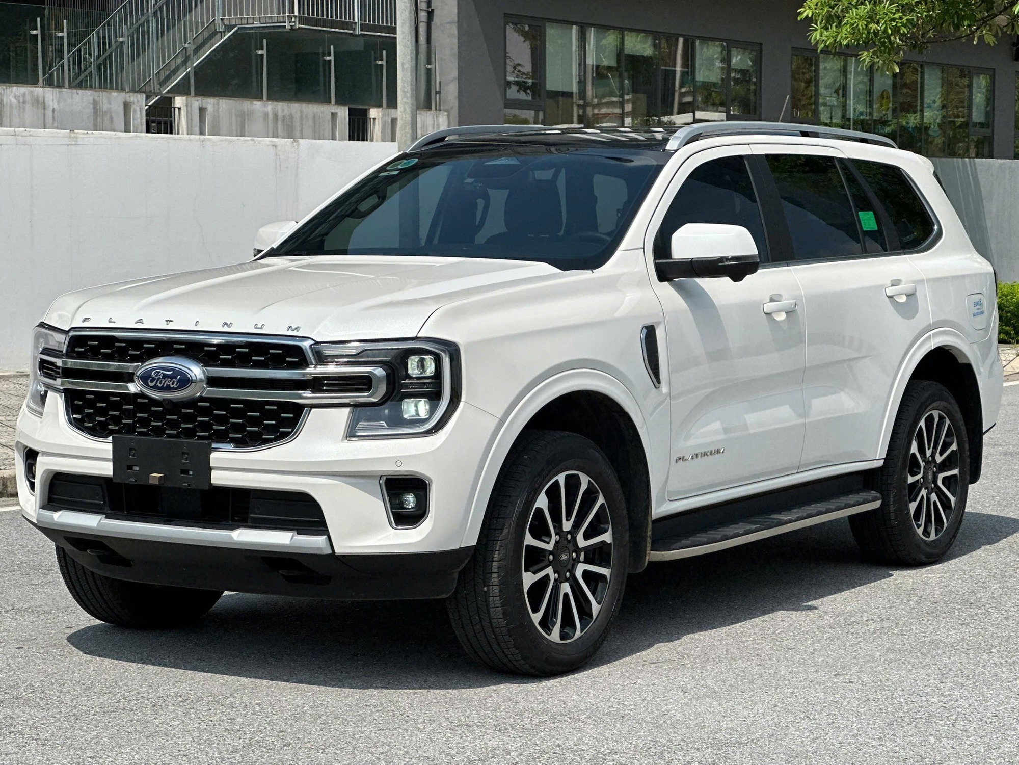 7 tranh cãi điển hình khi Santa Fe giảm dưới 900 triệu: Tự nhiên thấy đẹp nhưng chưa chắc lấy được khách của phân khúc dưới - Ảnh 11