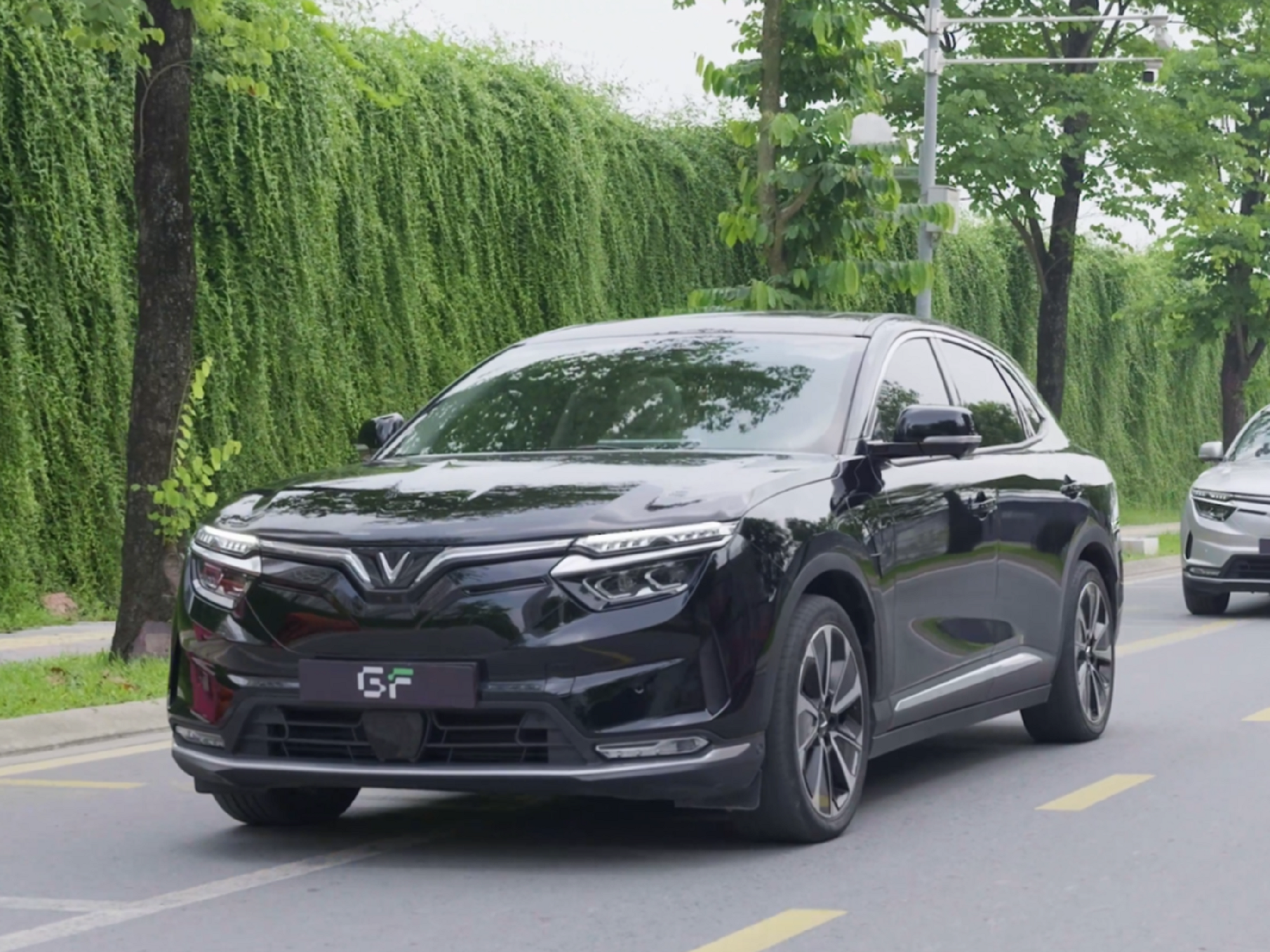 Trải nghiệm VinFast VF 8 đã qua sử dụng từ GF, chuyên gia đánh giá: ‘Các phân hạng phù hợp túi tiền, có điểm tương đương xe mới’ - Ảnh 5