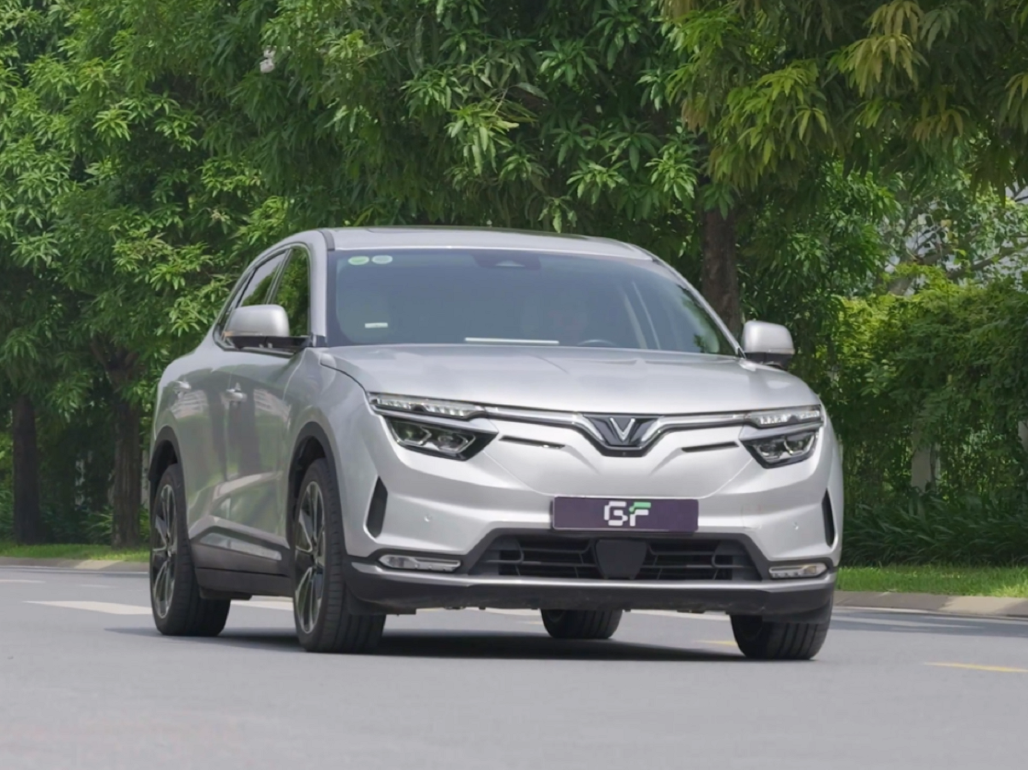 Trải nghiệm VinFast VF 8 đã qua sử dụng từ GF, chuyên gia đánh giá: ‘Các phân hạng phù hợp túi tiền, có điểm tương đương xe mới’ - Ảnh 6