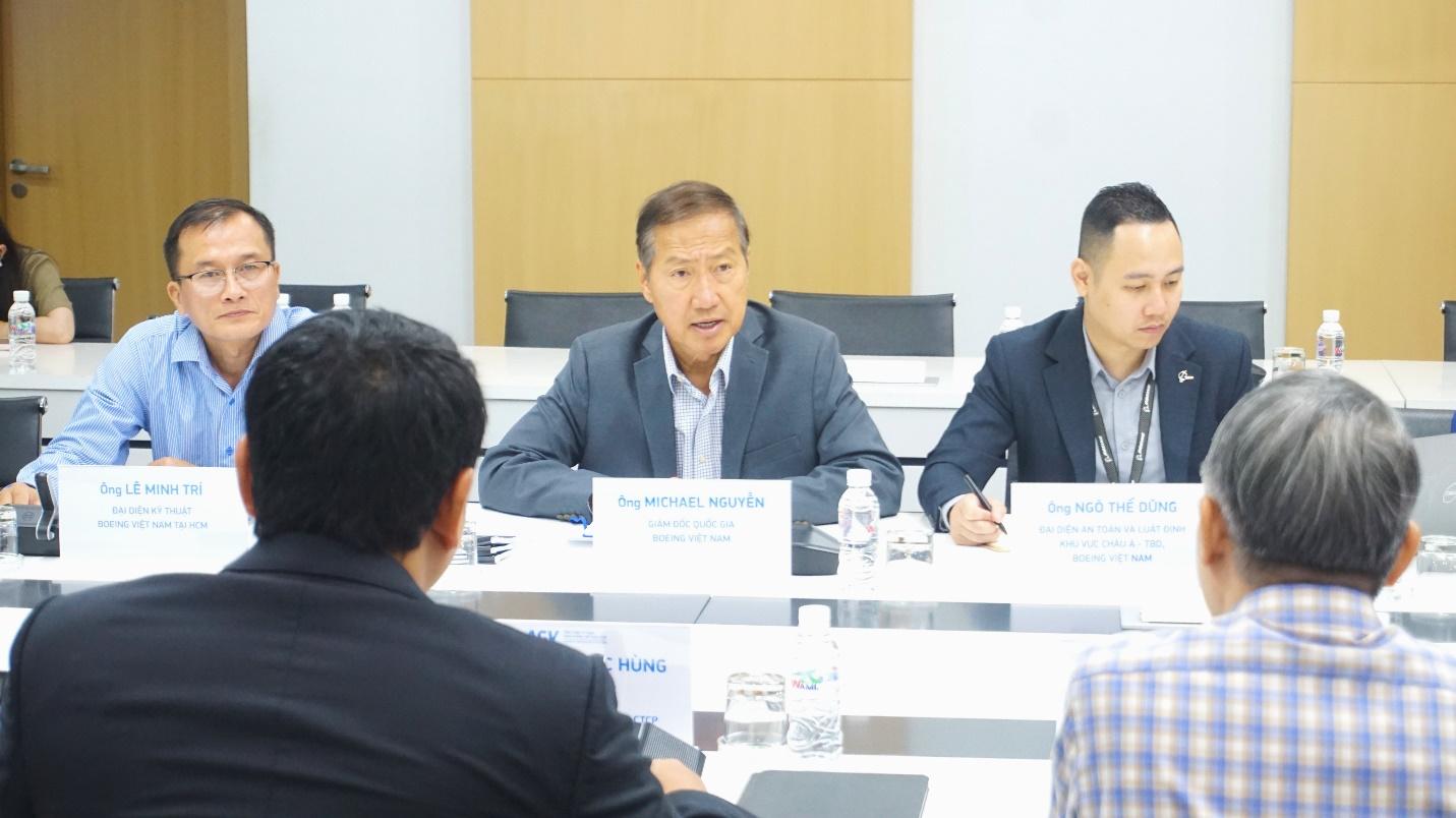 Boeing mời Việt Nam sử dụng loại máy bay đặc biệt - Ảnh 2