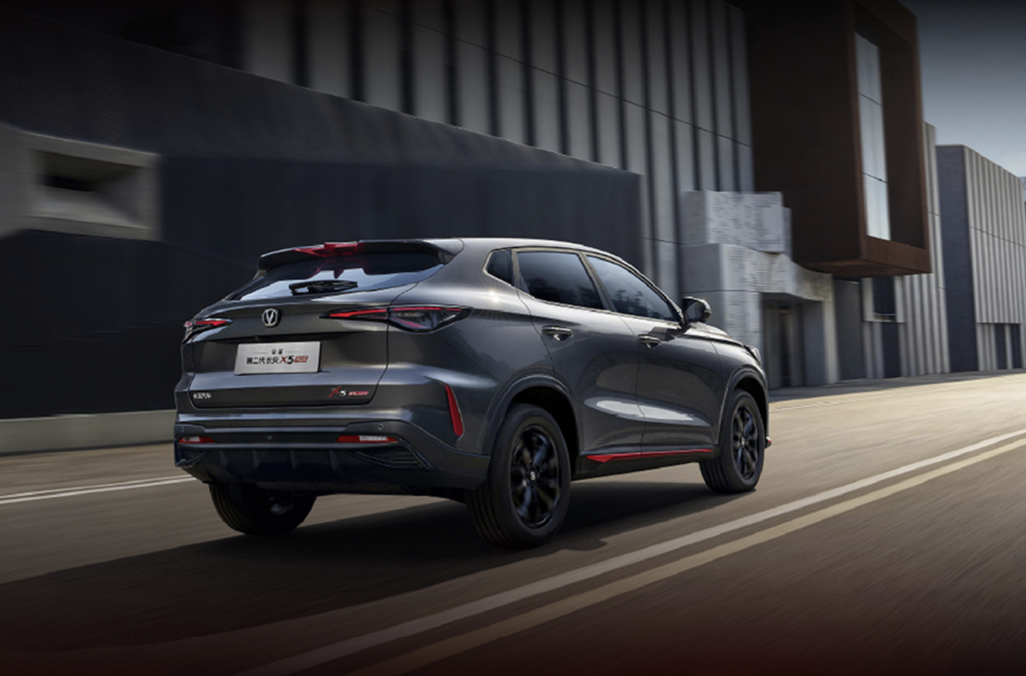 'Ông trùm' xe tải tại Việt Nam trình làng mẫu SUV ngang cỡ Mazda CX-5: ngoại hình thể thao, giá rẻ hơn cả Kia Morning - Ảnh 3