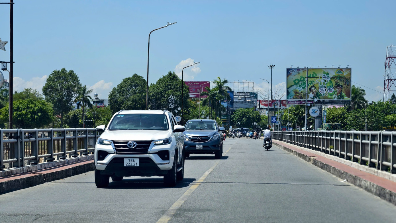 Cận cảnh cầu Trà Khúc 1 - biểu tượng 60 năm trước ngày được xây mới - Ảnh 7