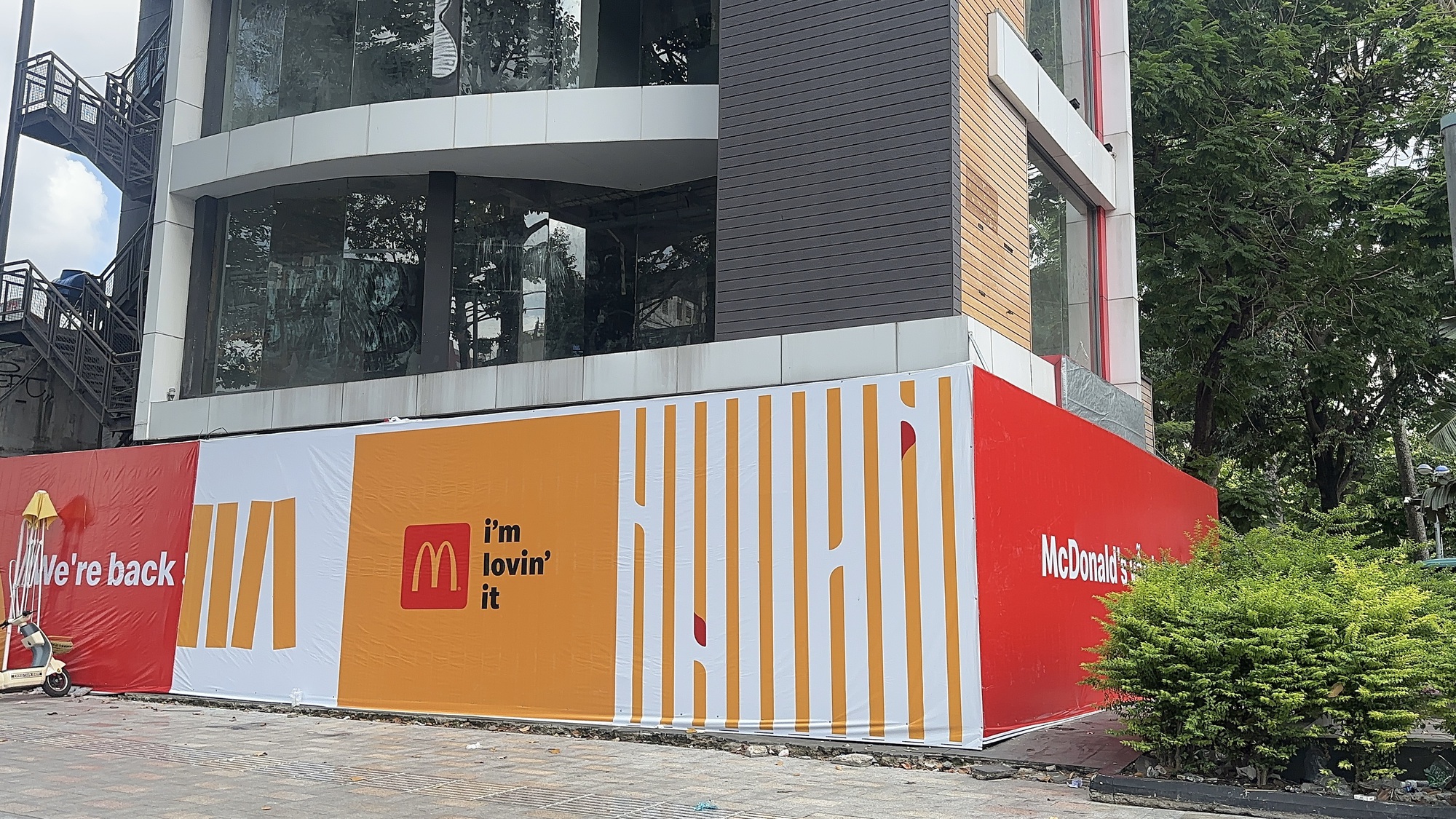 Màn "quay xe" gây ngỡ ngàng của McDonald’s - Ảnh 1