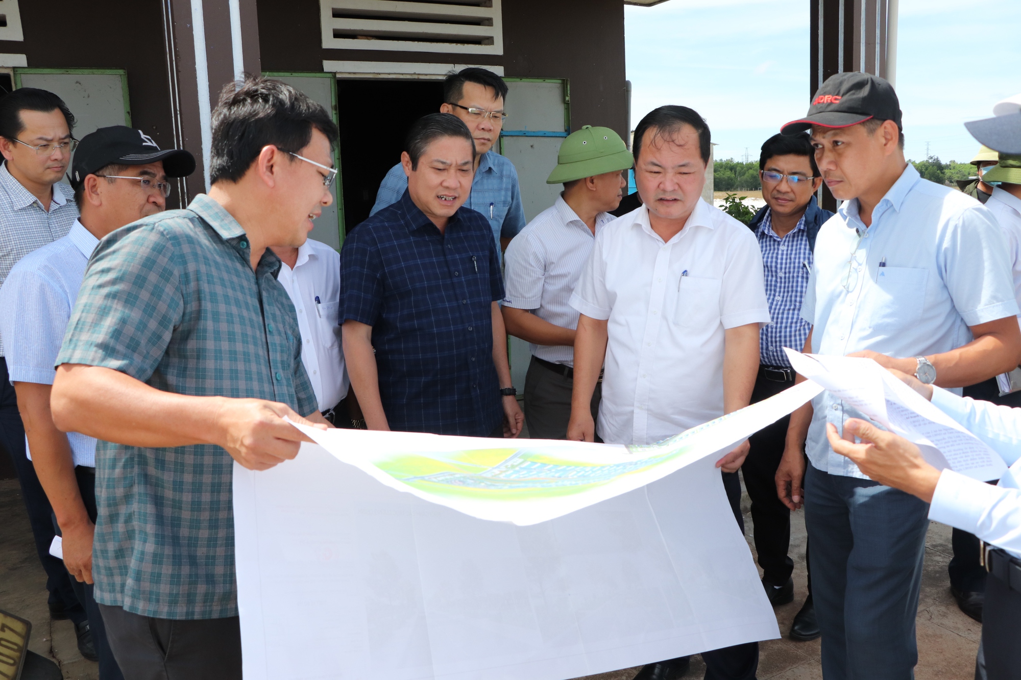 Lãnh đạo Đà Nẵng kiểm tra, tháo gỡ vướng mắc tại 2 dự án hơn 3.000 tỉ - Ảnh 1