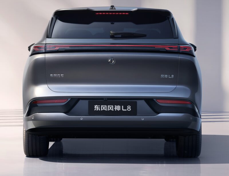 'Ông trùm' xe tải tại Việt Nam ra mắt SUV ngang cỡ Honda CR-V: siêu tiết kiệm xăng chỉ 2,4L/100 km, giá chưa tới 500 triệu đồng - Ảnh 3