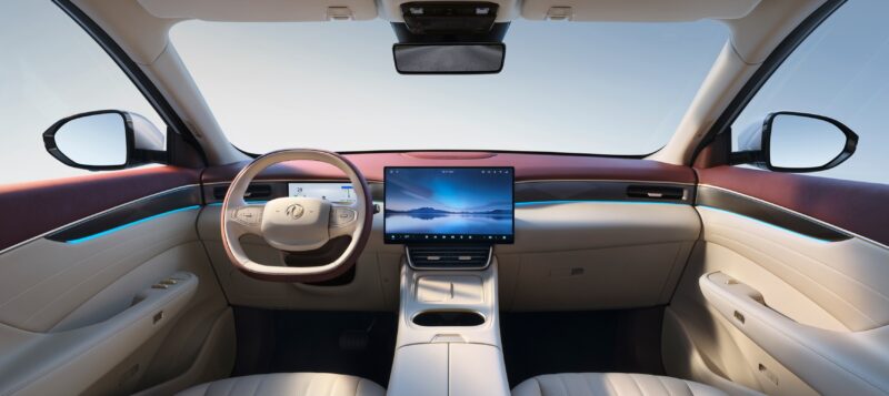 'Ông trùm' xe tải tại Việt Nam ra mắt SUV ngang cỡ Honda CR-V: siêu tiết kiệm xăng chỉ 2,4L/100 km, giá chưa tới 500 triệu đồng - Ảnh 4