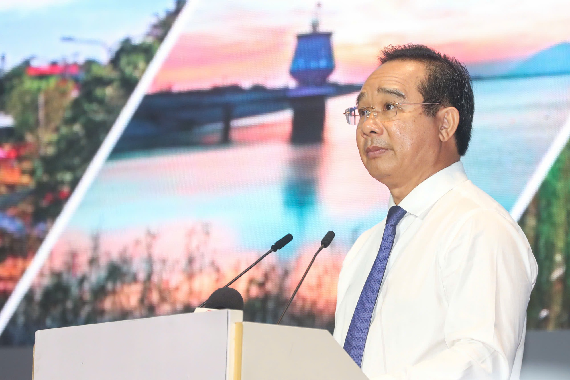 Thủ tướng Phạm Minh Chính yêu cầu TP HCM phát huy tinh thần “5 đi đầu” - Ảnh 4