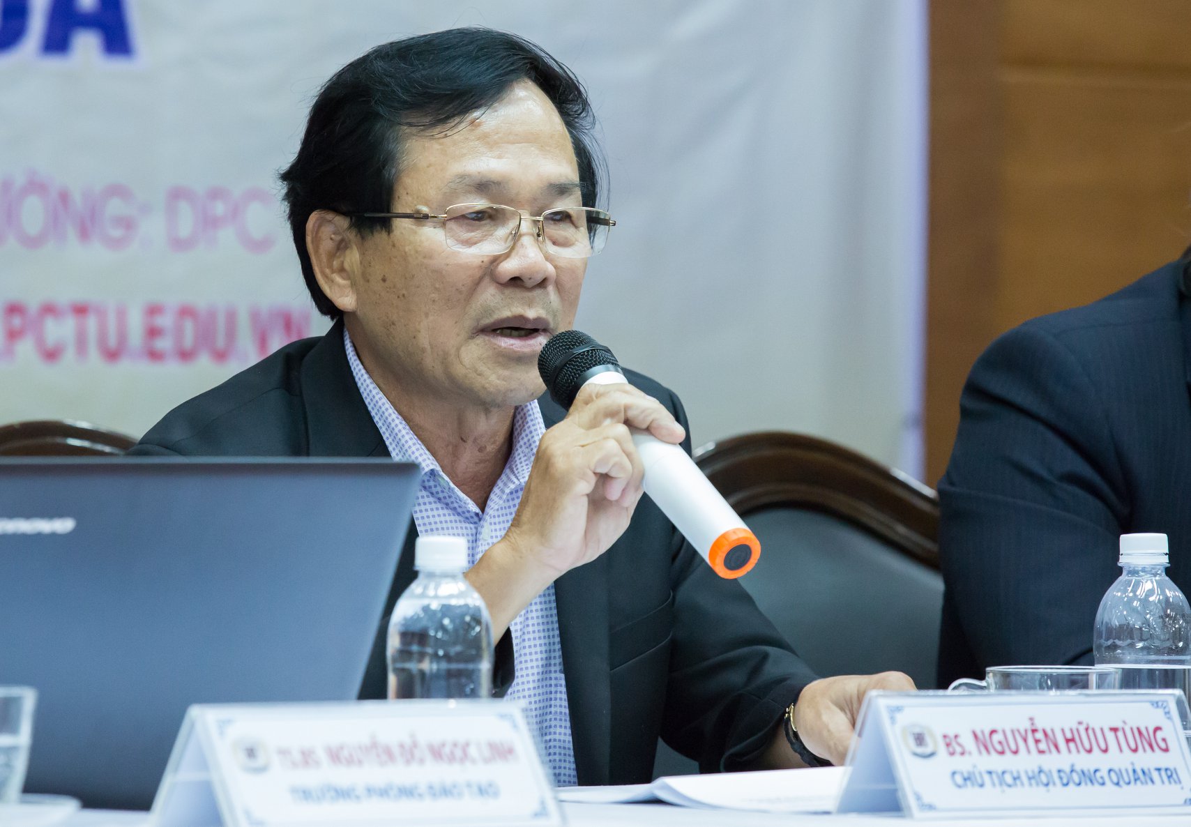 Vị bác sỹ Việt Nam 2 lần xây dựng những 'đế chế' bệnh viện tư nhân nghìn tỷ rồi bán cho 'đại gia' ngoại - Ảnh 4