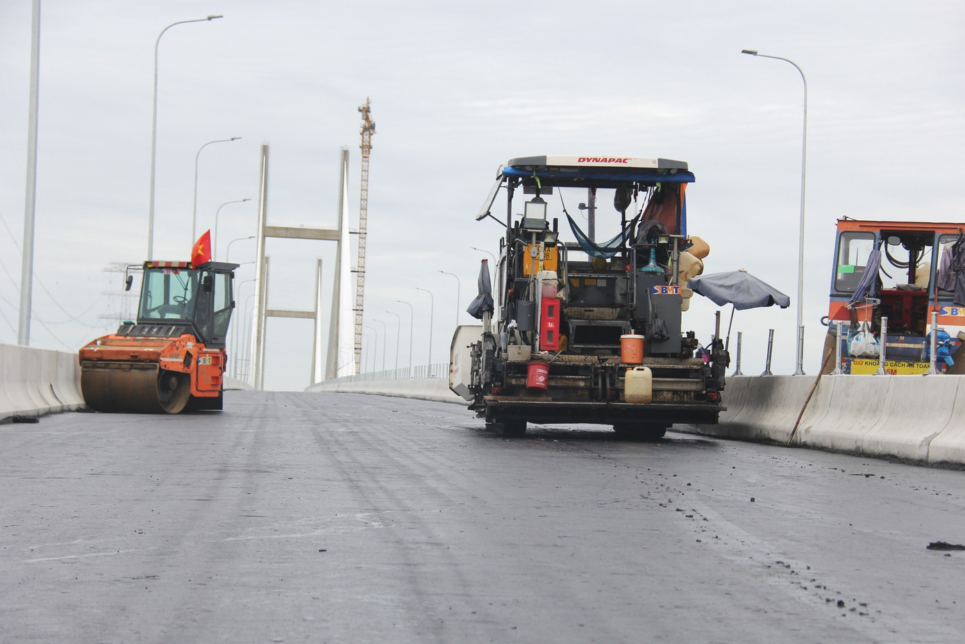 Lộ diện cầu 2.800 tỷ trên cao tốc Bến Lức - Long Thành sắp về đích - Ảnh 9