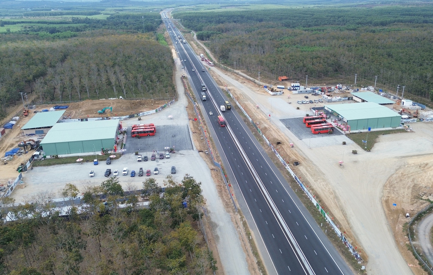 Việt Nam đang chuyển từ 'vừa chạy vừa xếp hàng' sang 'hàng thẳng, lối thông, đồng lòng cùng tiến' - Ảnh 2