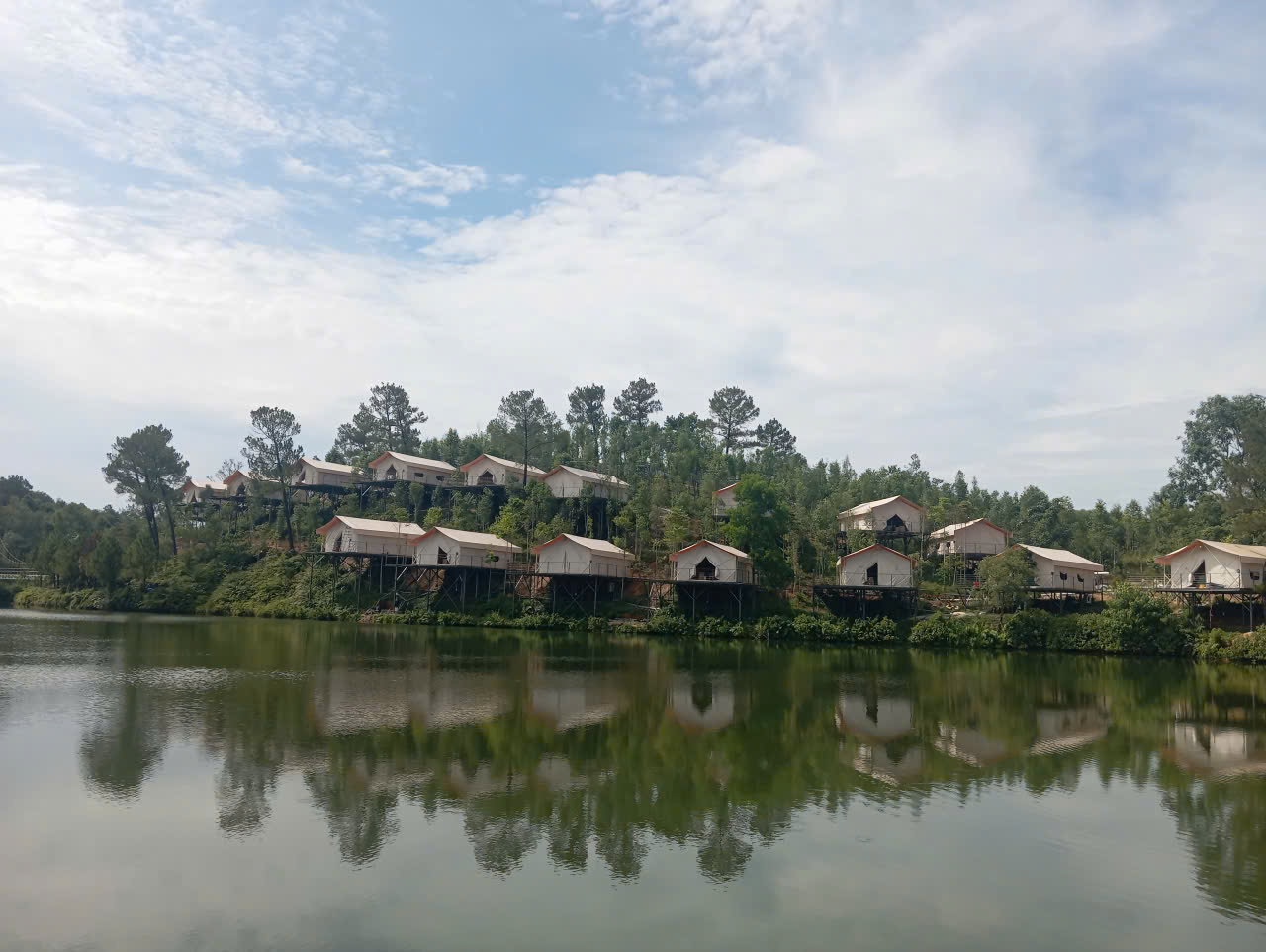 Không xử phạt Farmstay xây trái phép? - Ảnh 1
