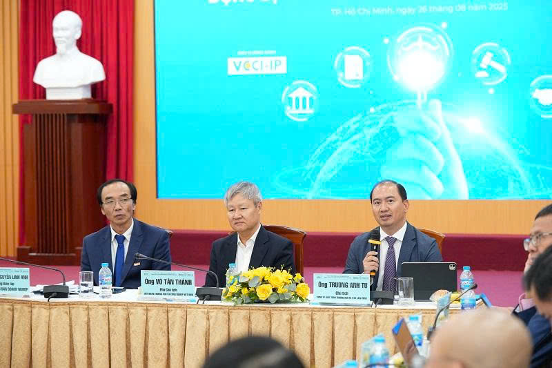 Phó Cục trưởng Cục Quản lý và Phát triển thị trường kể về "cuộc rượt đuổi cam go” ở Saigon Square - Ảnh 2