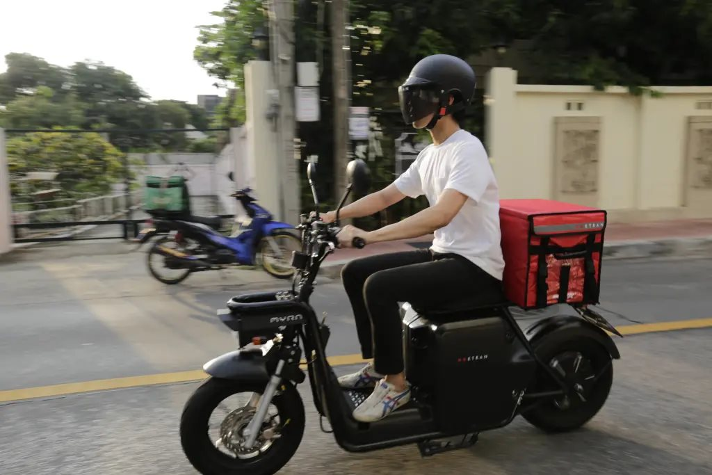 Cũng là "cường quốc xe máy" như Việt Nam, Thái Lan đã đổi sang xe điện từ 2 năm trước: Kết quả ngoạn mục - Ảnh 4