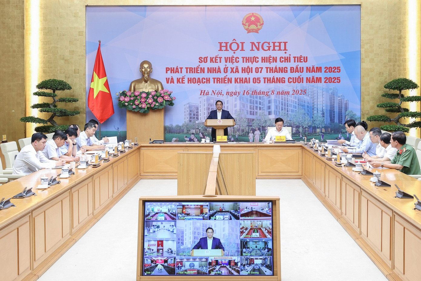 Thủ tướng đồng ý nâng ngưỡng thu nhập được mua nhà xã hội - Ảnh 2