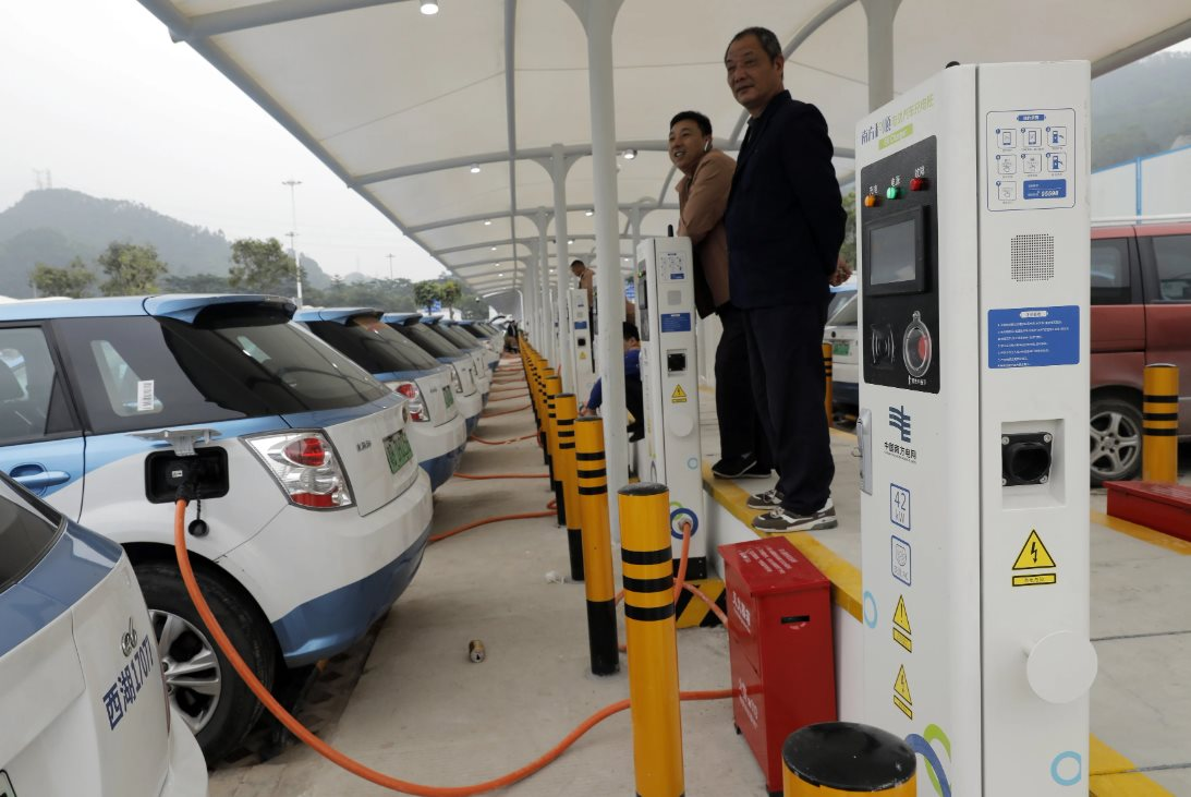 Bài toán trạm sạc tại Trung Quốc: Khi nỗi lo dần biến mất, doanh số tự đi lên, cuộc đua xe điện không chỉ là pin hay xe mà là hạ tầng - Ảnh 2