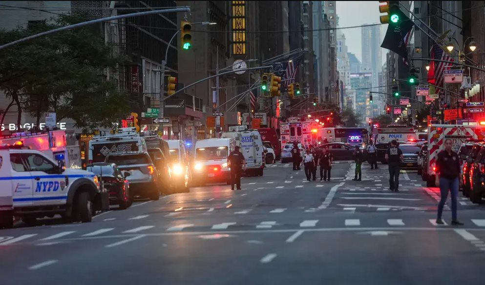 Nóng: Một giám đốc cấp cao vừa bị bắn chết ngay tại trụ sở quỹ tài sản lớn bậc nhất thế giới - Ảnh 3