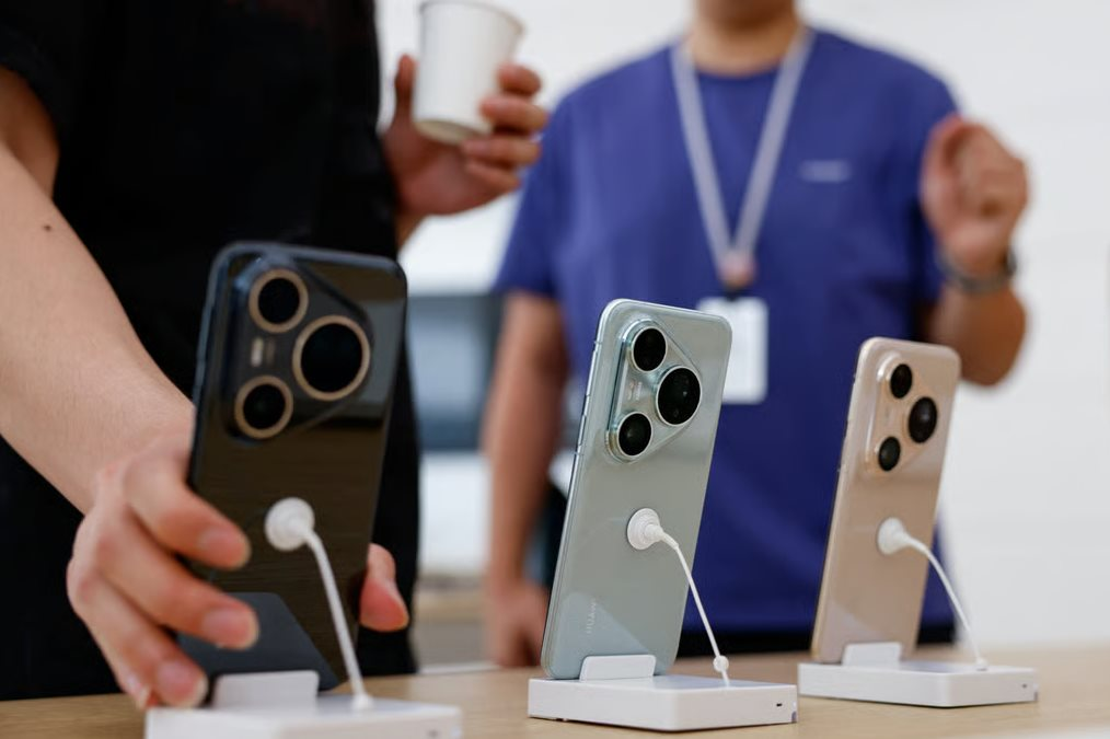 Chưa từng thấy: Apple đóng cửa hàng outlet đầu tiên tại Trung Quốc vì iPhone khó bán - Ảnh 2