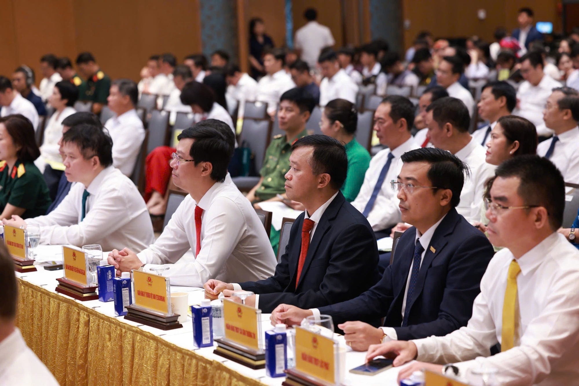 Techcombank nhận bằng khen của Thủ tướng vì đóng góp tích cực trong chương trình an sinh trọng điểm của Quốc gia - Ảnh 2