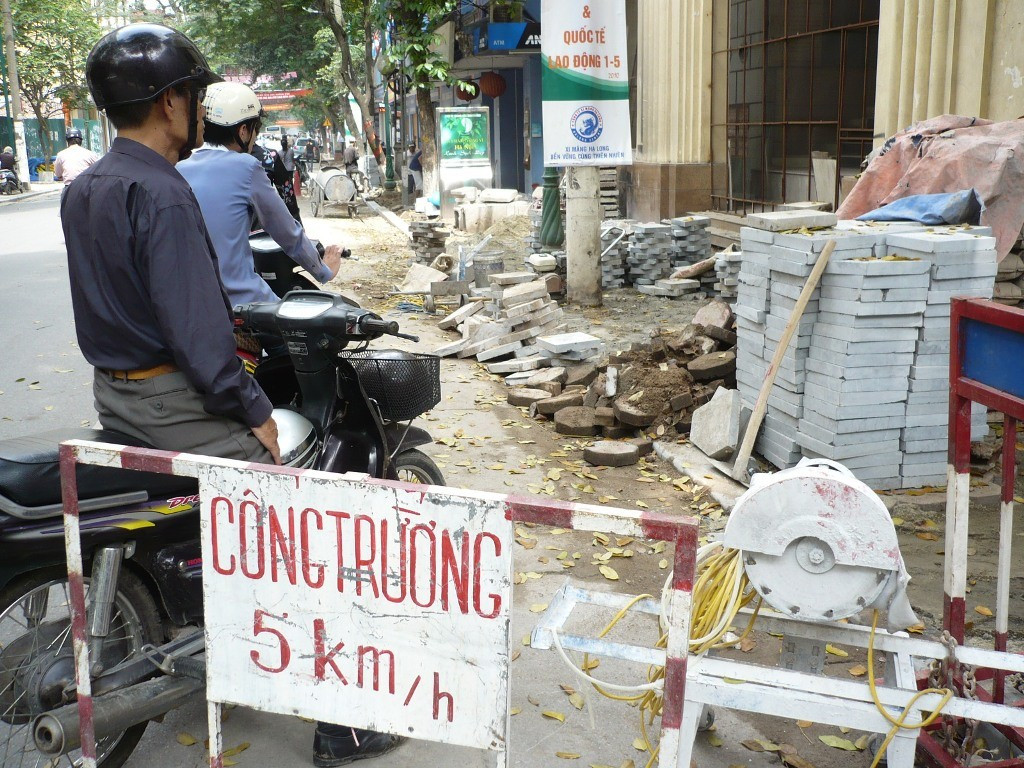 Hà Nội dừng đào hè đường từ hôm nay đến hết 5/9 - Ảnh 1