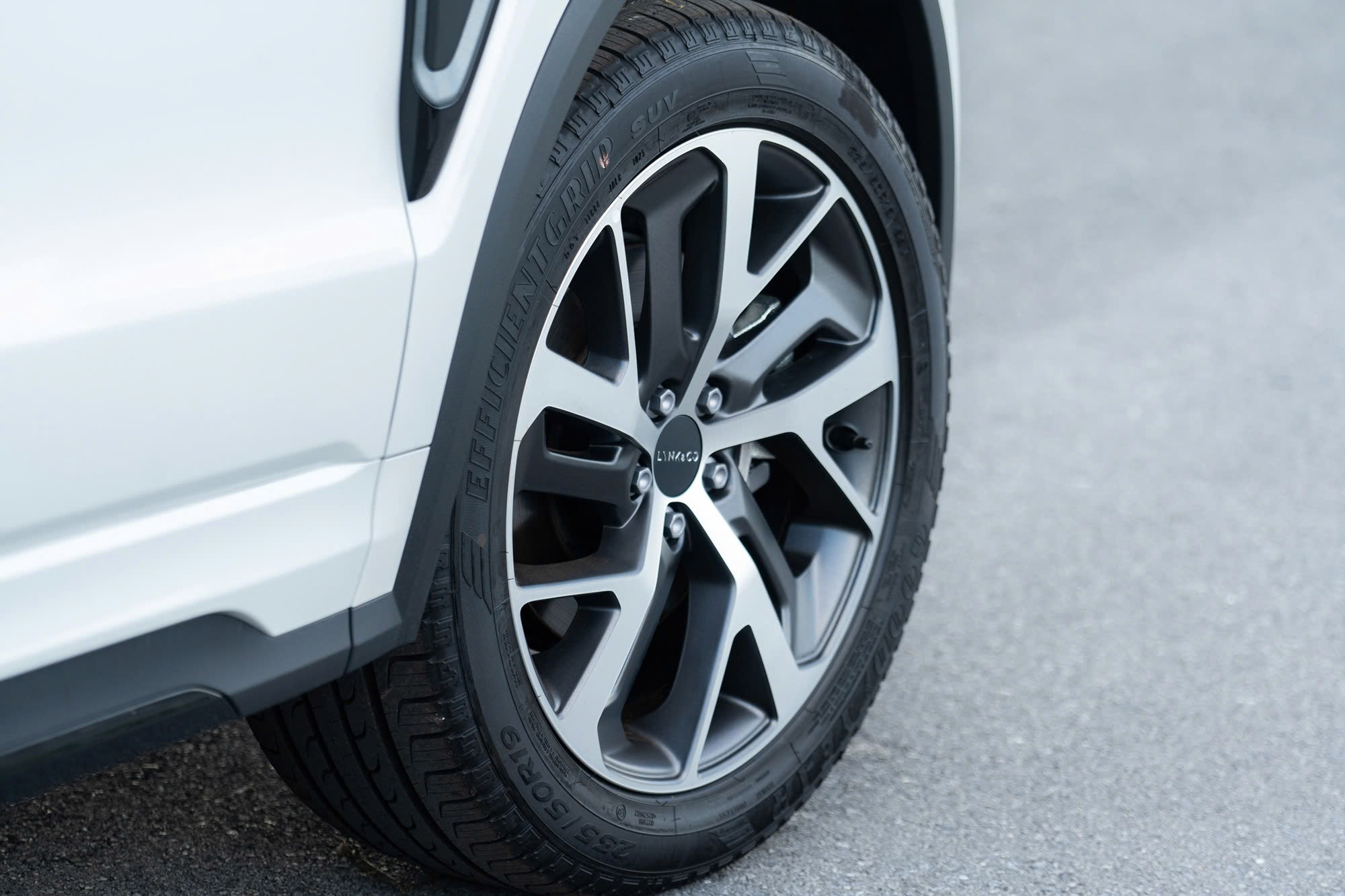 Đồng giá 919 triệu đồng, chọn Lynk & Co 01 bản 'base' hay Kia Sportage bản máy xăng 2.0L gần cao nhất - Ảnh 14