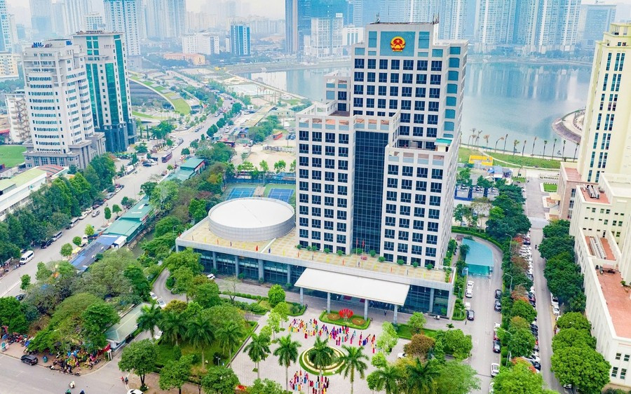 Bộ Nội vụ đang xây dựng chính sách mới cho người hoạt động không chuyên trách - Ảnh 1