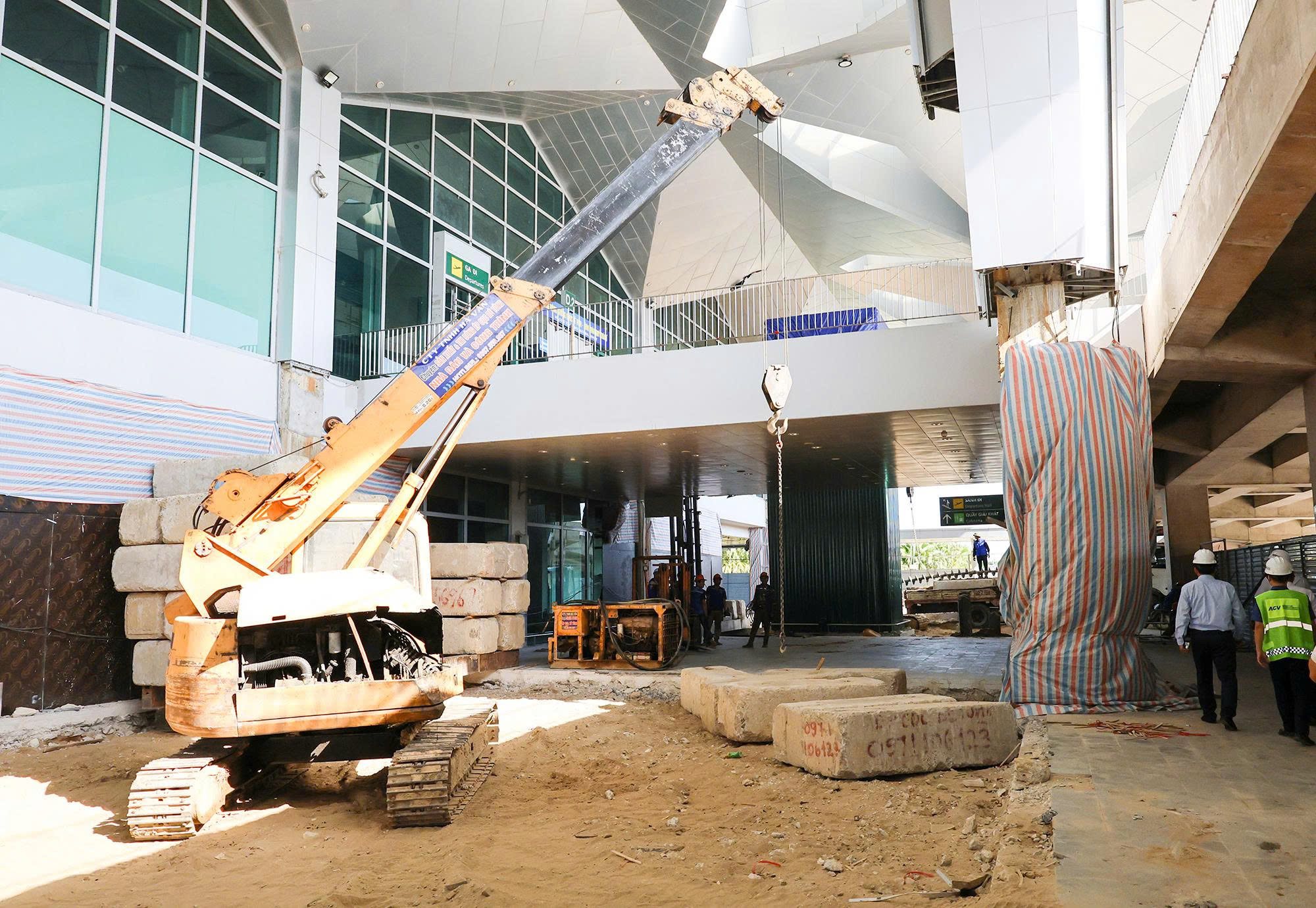 Nghệ An: Đẩy nhanh tiến độ các dự án tại Cảng hàng không quốc tế Vinh - Ảnh 3