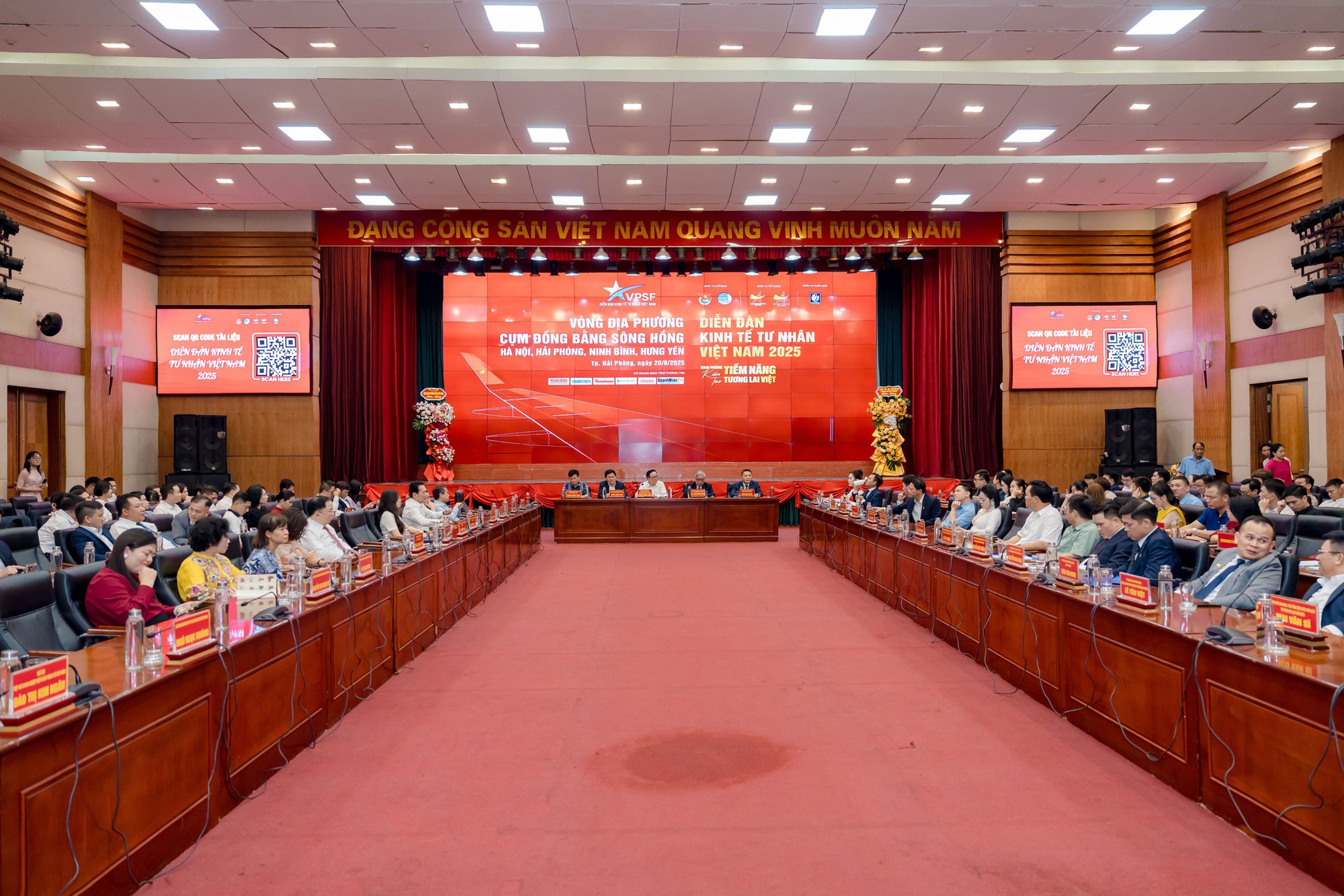 'Doanh nghiệp gia đình Việt Nam hoàn toàn có thể trở thành Samsung, Gucci, Mittelstand nếu quản trị minh bạch' - Ảnh 1