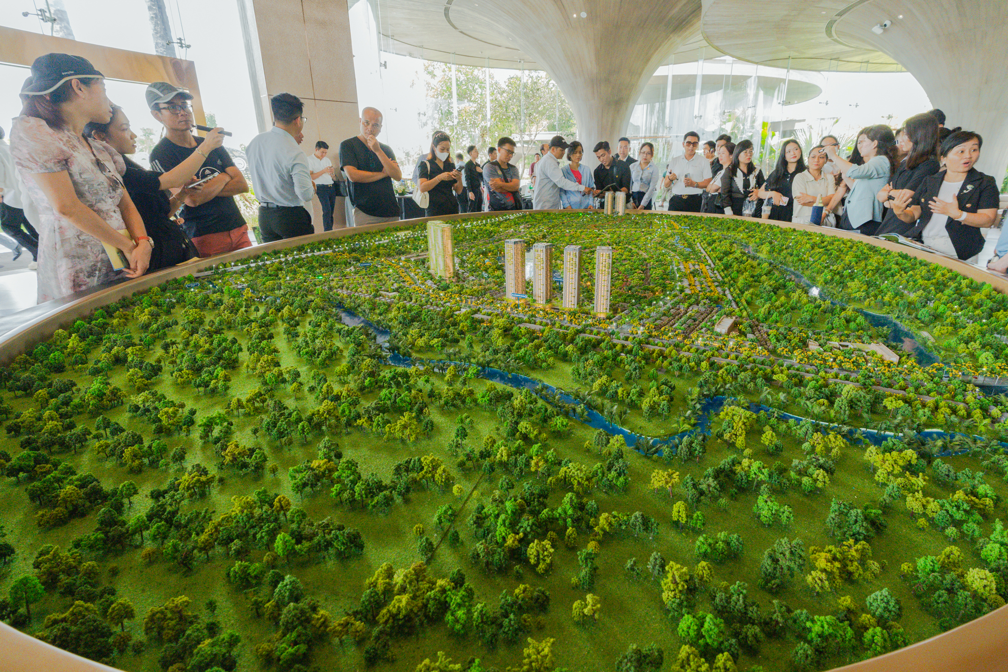 Vành đai 3 bứt tốc, loạt dự án ở Long An (cũ) đua nhau bung hàng, lộ diện cuộc đua của nhiều ông lớn - Ảnh 11