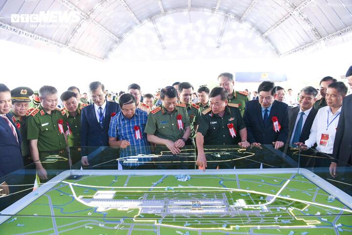 Khởi công Cảng hàng không quốc tế lớn nhất miền Bắc - Ảnh 2