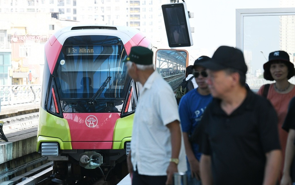 1 năm vận hành, Metro Nhổn - ga Hà Nội vận chuyển trên 6,4 triệu lượt hành khách - Ảnh 1