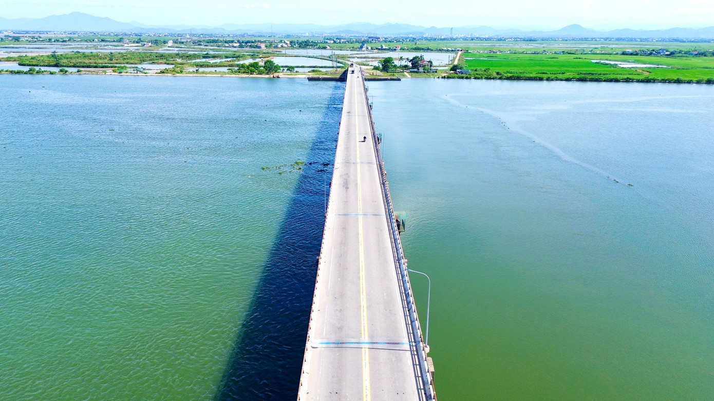 Vì sao Huế điều chỉnh thời gian sửa chữa đập ngăn mặn giữ ngọt lớn nhất Đông Nam Á? - Ảnh 5