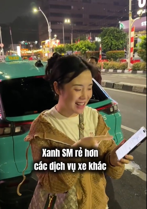 Nghe TikToker Việt review đi Xanh SM tại Indonesia: Rẻ hơn các dịch vụ xe khác - Ảnh 2