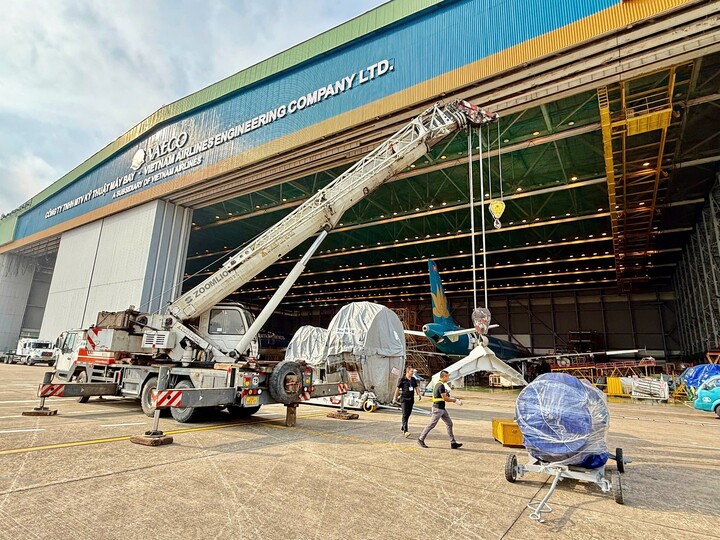 Chiêm ngưỡng 'trái tim' Airbus A350 của Vietnam Airlines tại Triển lãm A80 - Ảnh 6