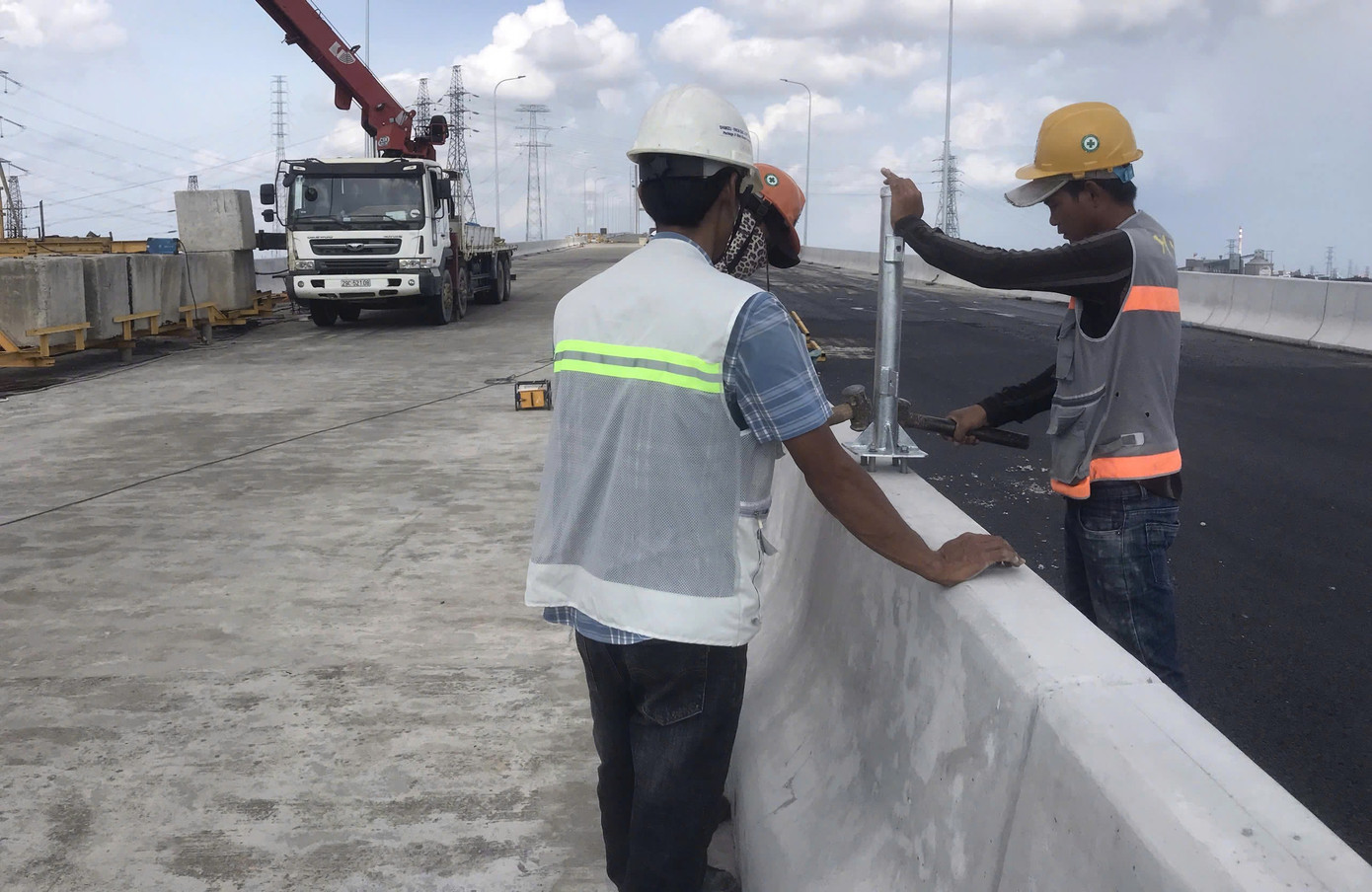 Lộ diện cầu 2.800 tỷ trên cao tốc Bến Lức - Long Thành sắp về đích - Ảnh 7