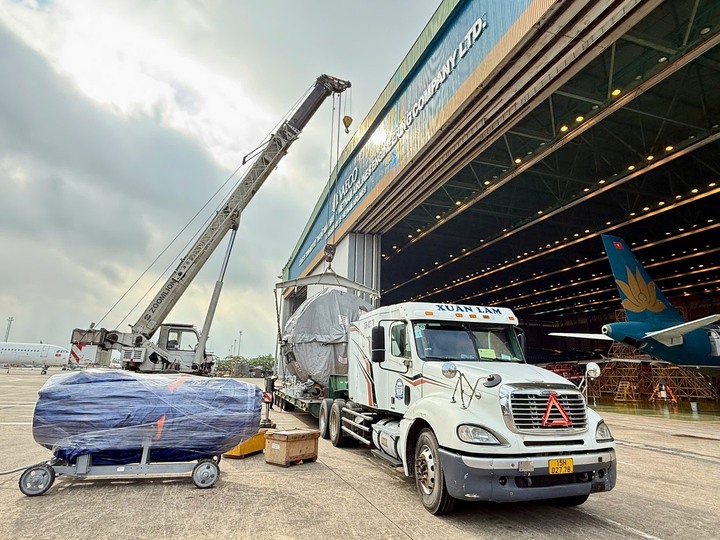 Chiêm ngưỡng 'trái tim' Airbus A350 của Vietnam Airlines tại Triển lãm A80 - Ảnh 7