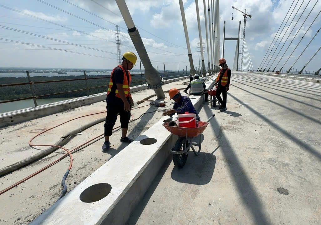Lộ diện cầu 2.800 tỷ trên cao tốc Bến Lức - Long Thành sắp về đích - Ảnh 8