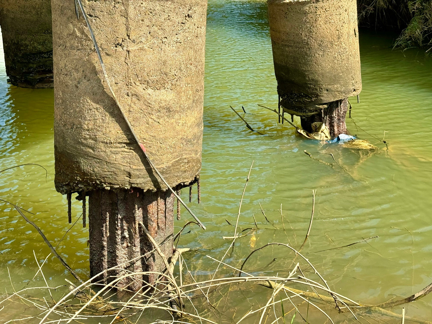 Cận cảnh cầu Trà Khúc 1 - biểu tượng 60 năm trước ngày được xây mới - Ảnh 13