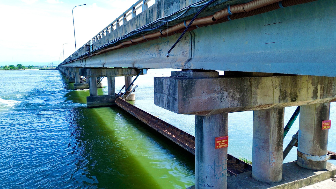 Vì sao Huế điều chỉnh thời gian sửa chữa đập ngăn mặn giữ ngọt lớn nhất Đông Nam Á? - Ảnh 10