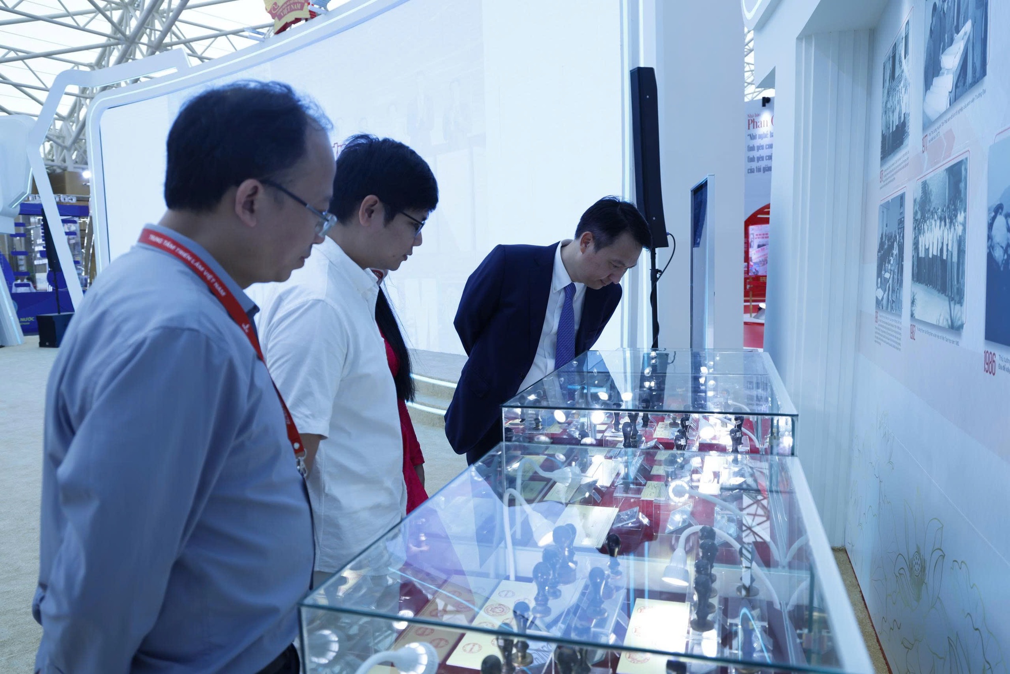 Lần đầu tiên công bố hơn 90 con dấu của Chính phủ, lãnh đạo Chính phủ, Văn phòng Chính phủ từ ngày lập nước đến nay - Ảnh 5