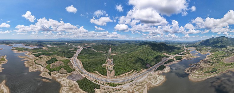 Thông tuyến cao tốc từ Hà Nội đến Đà Nẵng vào ngày 19/8 - Ảnh 3