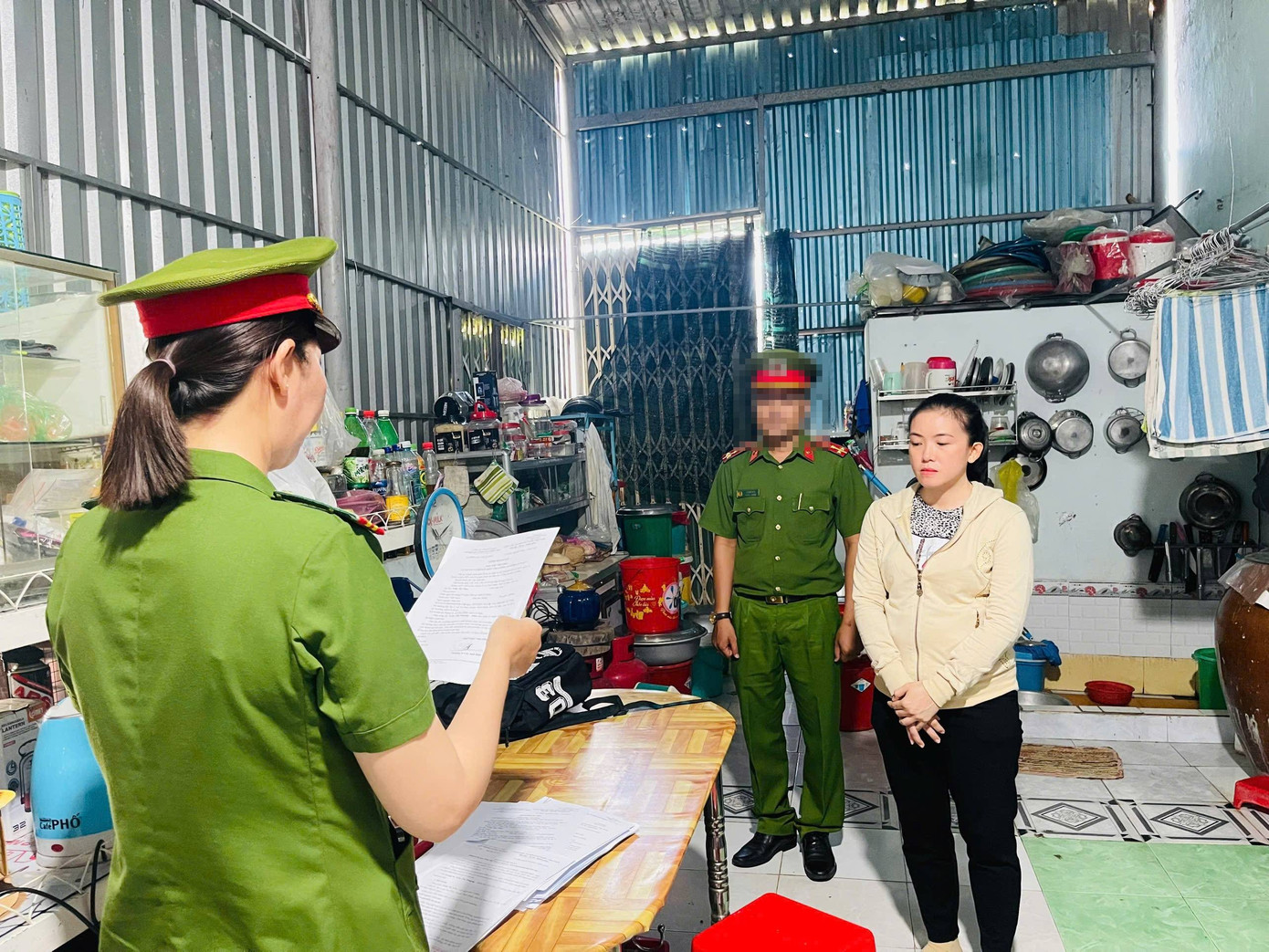 Vỡ hụi hơn 8 tỷ đồng, nữ chủ bị khởi tố - Ảnh 1