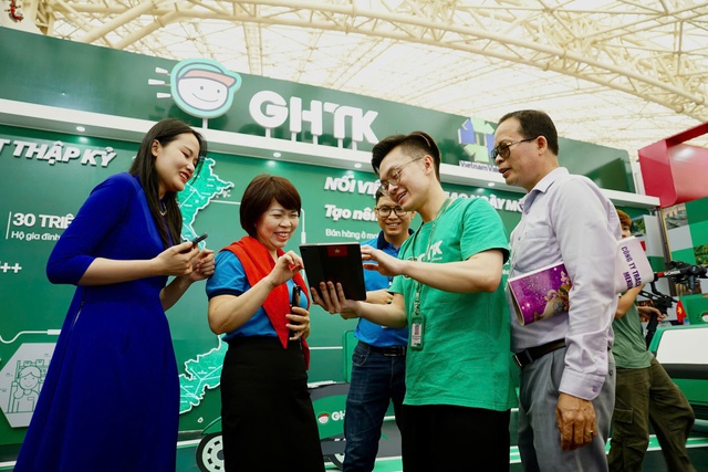 GHTK tại Triển lãm 80 năm – Khởi nghiệp kiến quốc - Ảnh 1