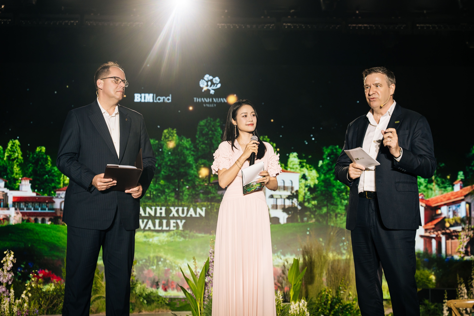BIM Land chạm đến cảm xúc của cộng đồng ưu tú qua “Chuyện của Thanh Xuân” - Ảnh 3